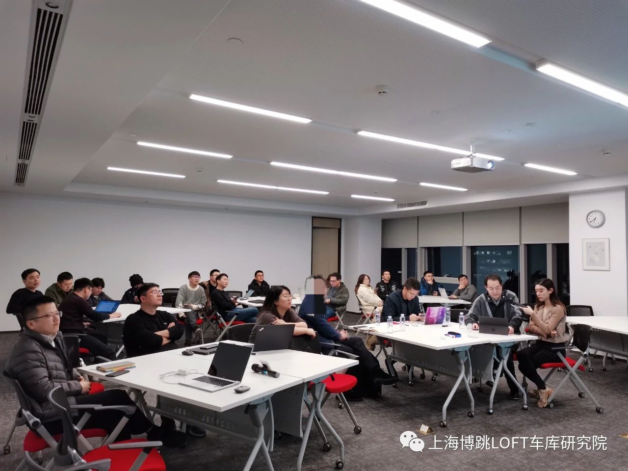 庆阳杭州LOFT车库专题会